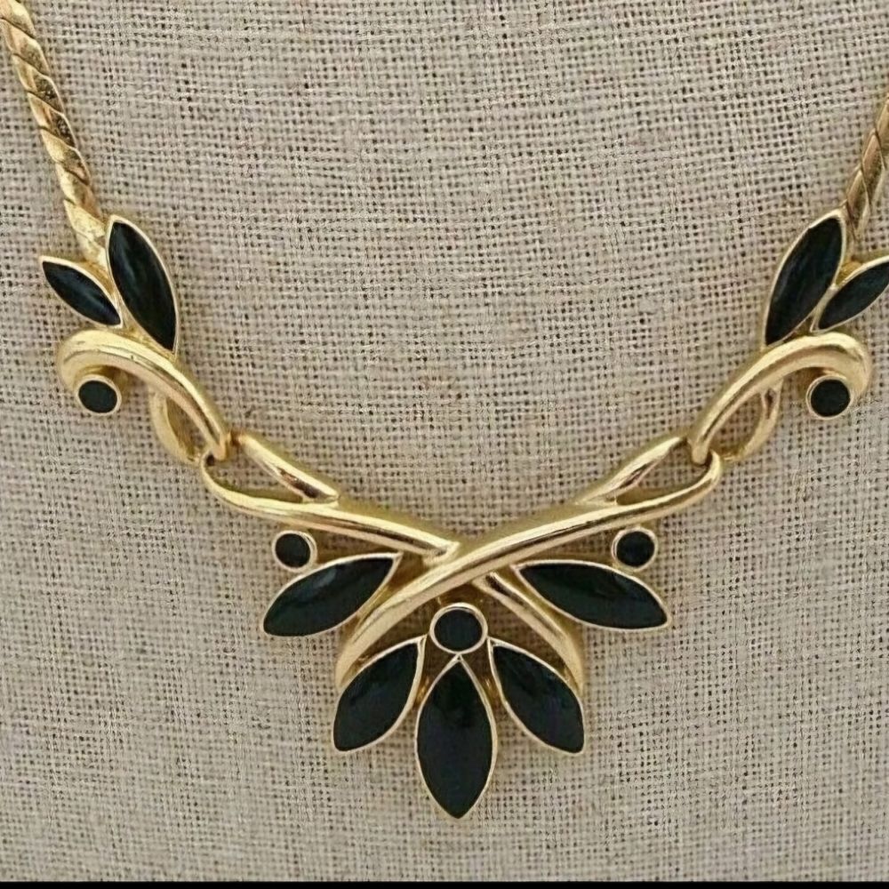 Trifari Gold-Tone And Black Enamel Leaves Necklace